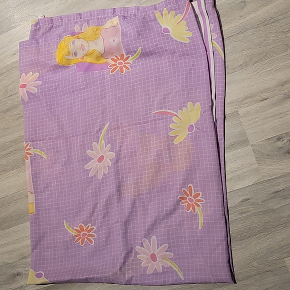 Vintage Barbie Flat Sheet - Picture 1 of 5